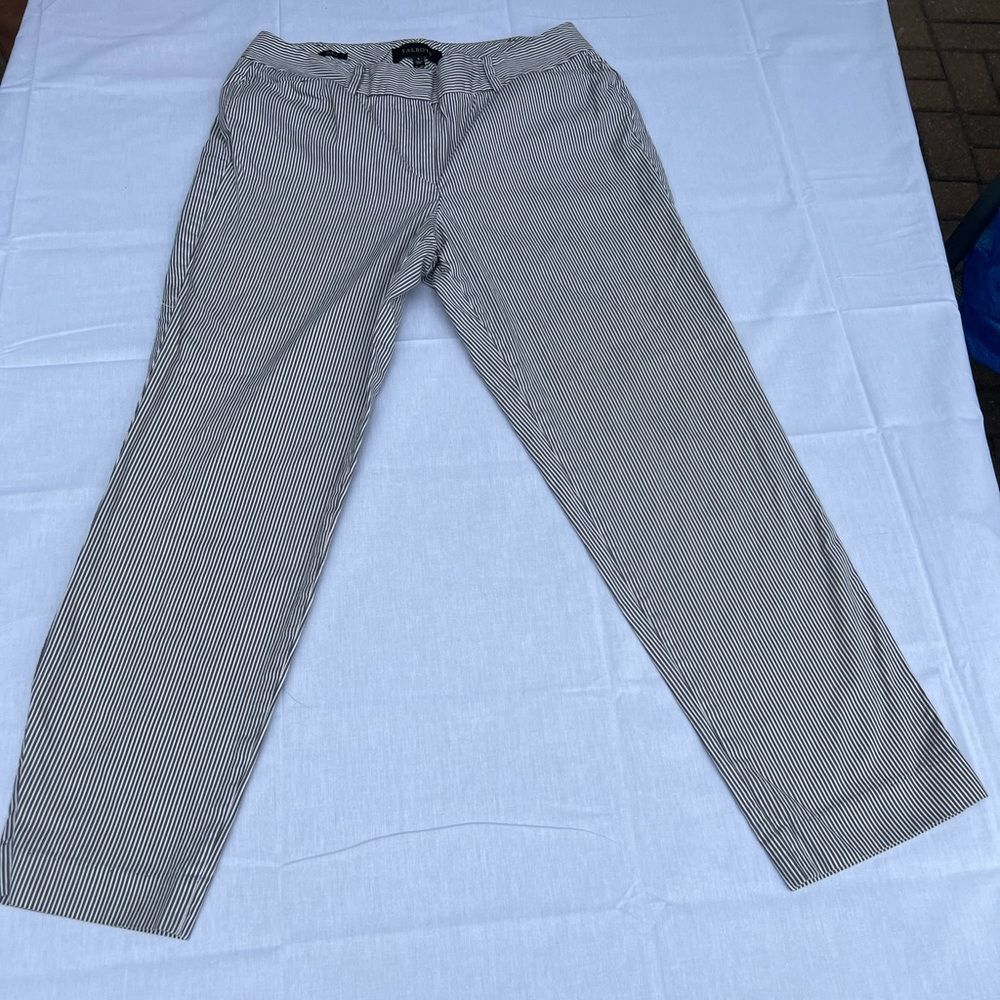 Talbots curvy striped slacks size 6